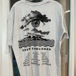 Louis Tomlinson merch tee shirt. Like new